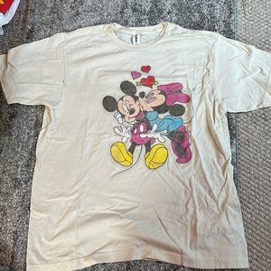 Valentines Day Mickey& Minnie T-Shirt